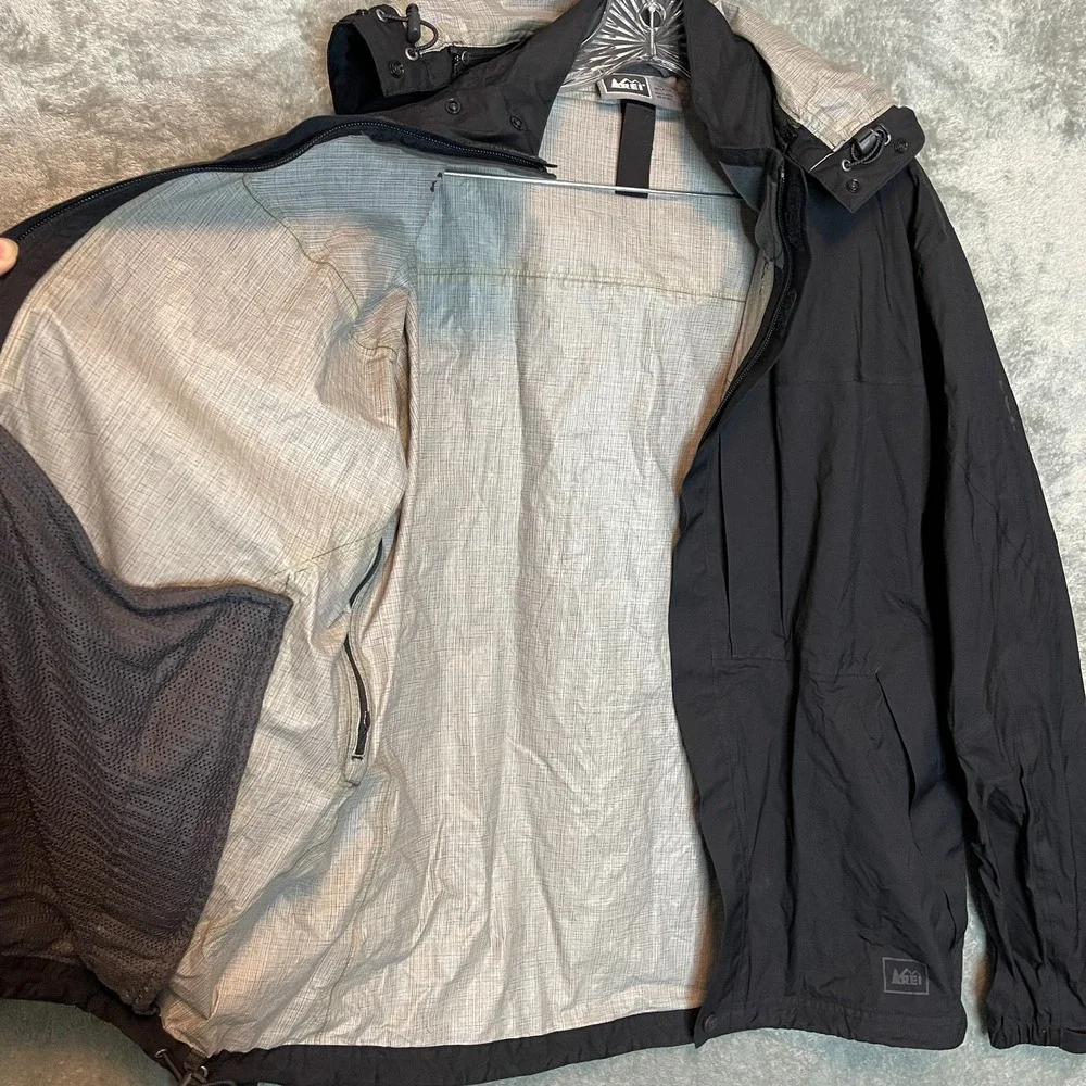 REI Elements E1 Rain Shell Jacket Mens L Full Zip Hooded Waterproof Outdoor